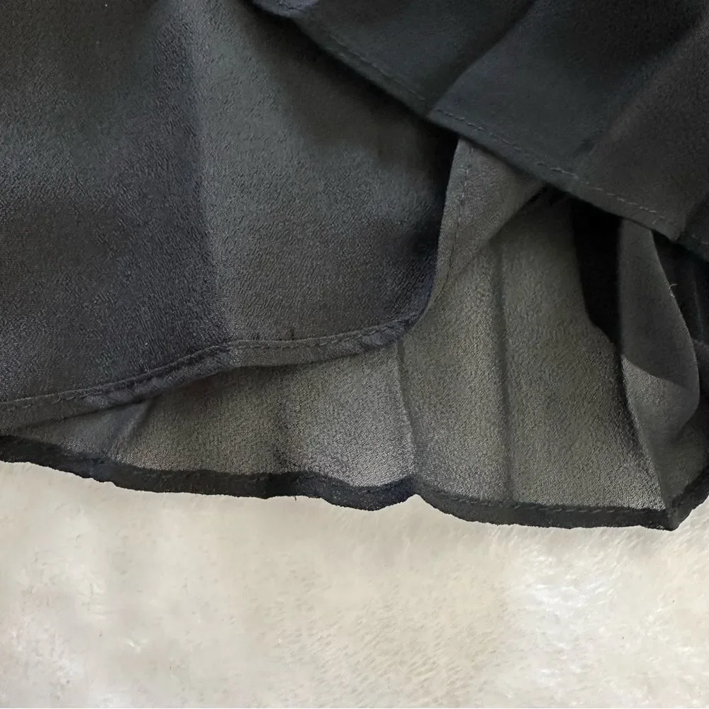 BCBGeneration black pleated lined sleeveless mini size M‎